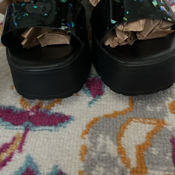Miista Made In Spain Speckle Black Glitter
Iridescent Platform Sandals-Size 39 - Picture 7 of 14